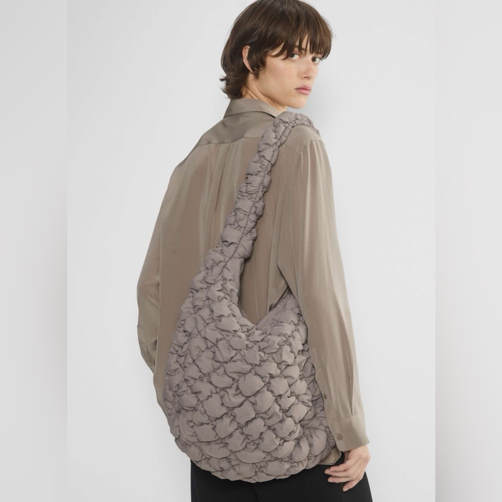 🤎 ARITZIA Curator Bigger Bag Puffer Hobo in Turner Taupe Brown
